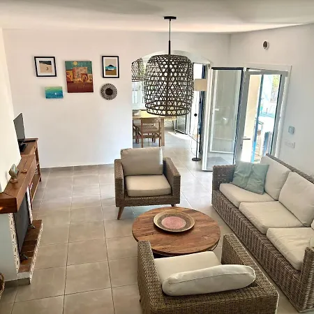 Entire House In With Pool, Costa Brava Next To * Tamariu